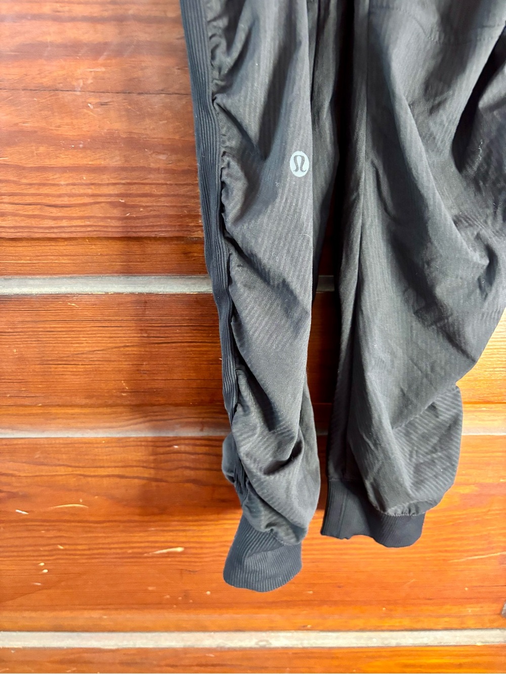 Lululemon Women’s Dance Studio Jogger *29" Unlined in Black - Picture 6 of 12